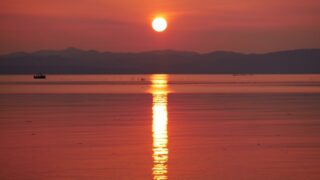 長浜市からの琵琶湖の夕日